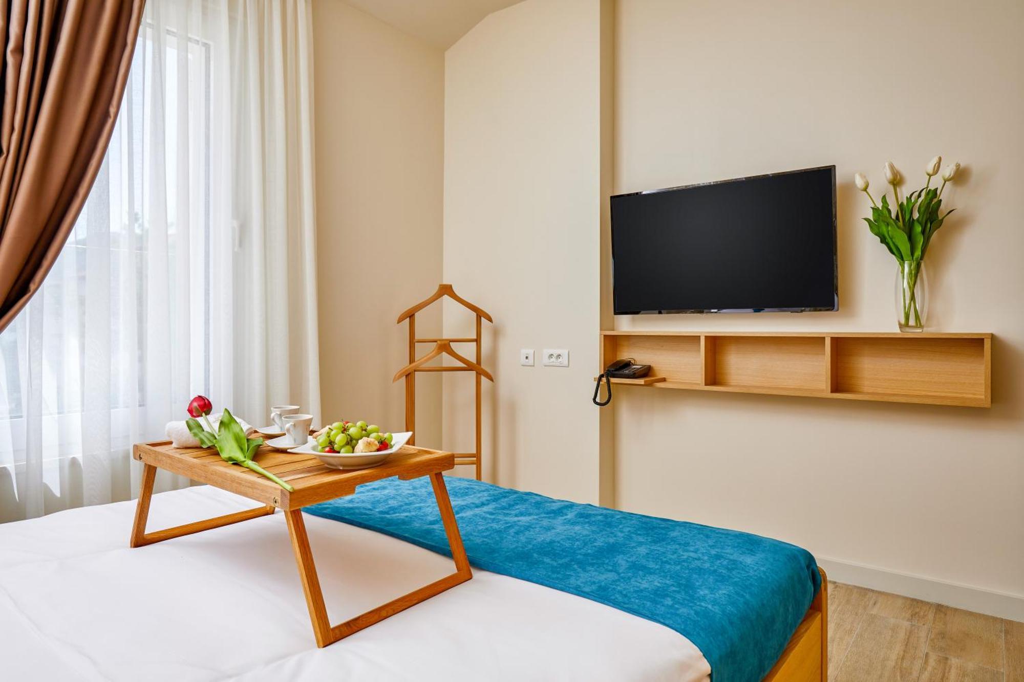 Maison W Котор Екстериор снимка